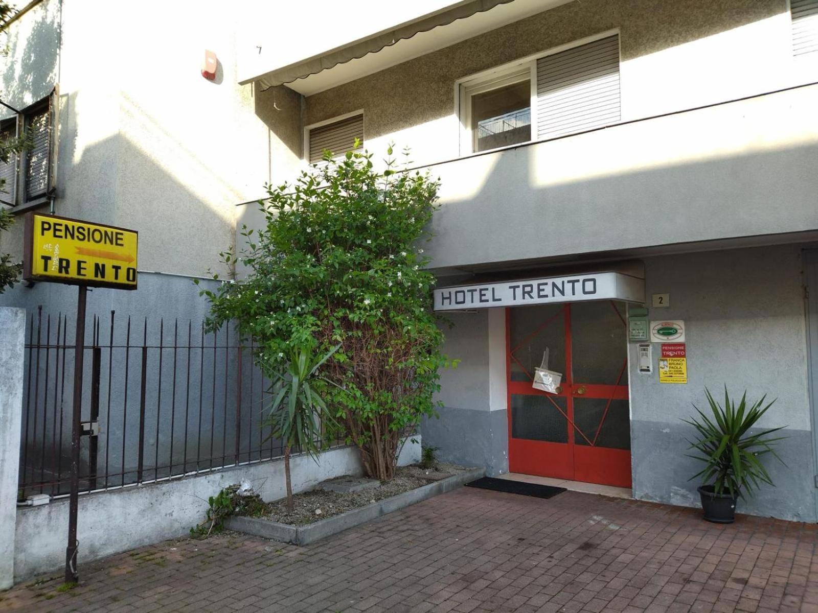 Pensione Trento เมสเตร ภายนอก รูปภาพ